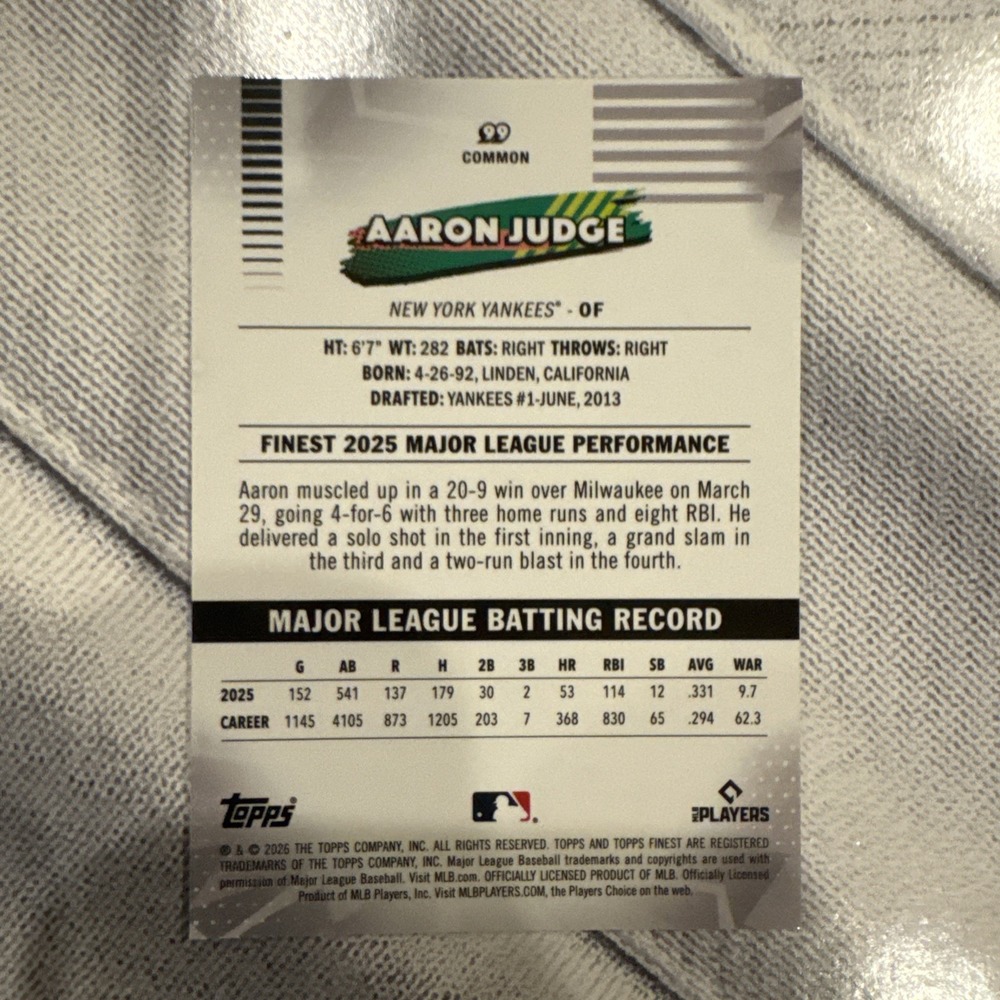 2026 Topps Finest Aaron Judge #99 Mini Diamond Refractor New York Yankees - Picture 2 of 2